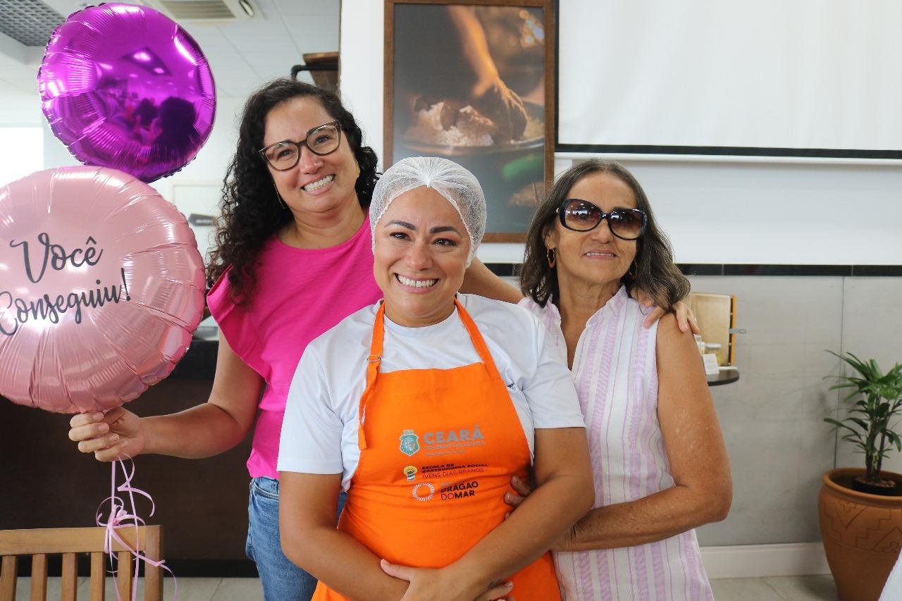 Tatiana Taiane Leide encerramento profissionalizantes cozinha 8 1